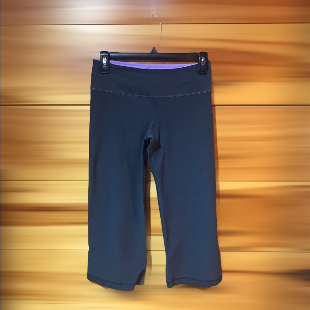 Lululemon Size 4 Capri